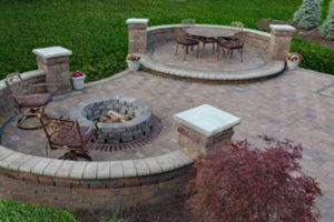 patio-and-firepit-600x400
